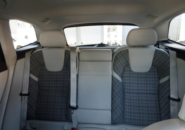 Volvo XC 60 cena 162600 przebieg: 71509, rok produkcji 2020 z Szlichtyngowa małe 277